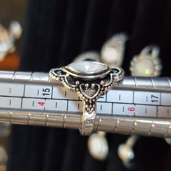 Set of 9 fire opal moon stone mixed fashion ring - Picture 2 of 10